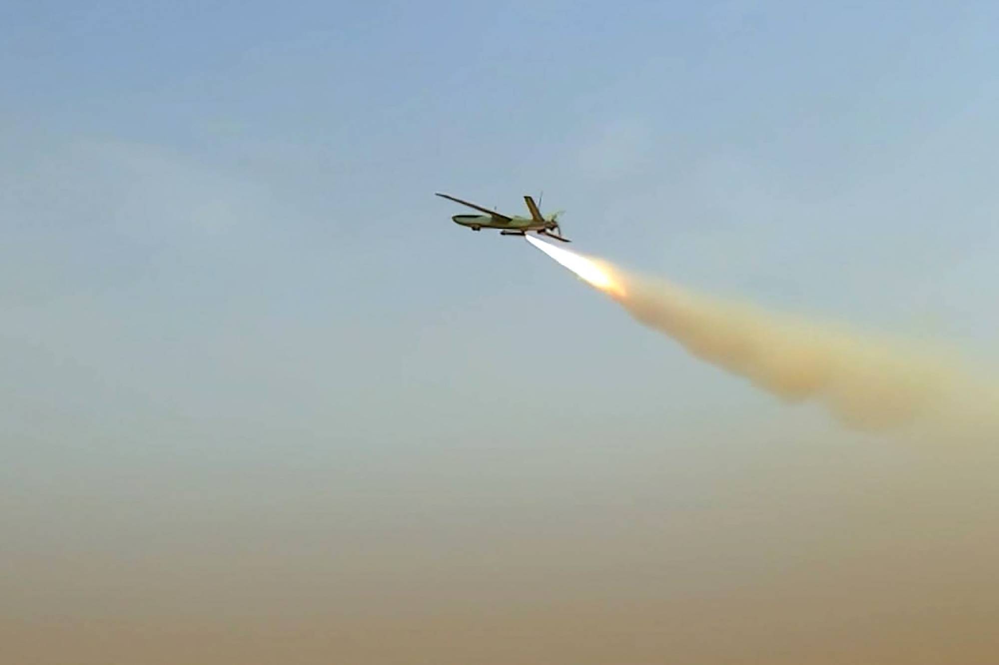 الحوثيون يتبنّون ثالث هجماتهم على إسرائيل خلال 5 أيام - الحوثيون يتبنّون ثالث هجماتهم على إسرائيل خلال 5 أيام -