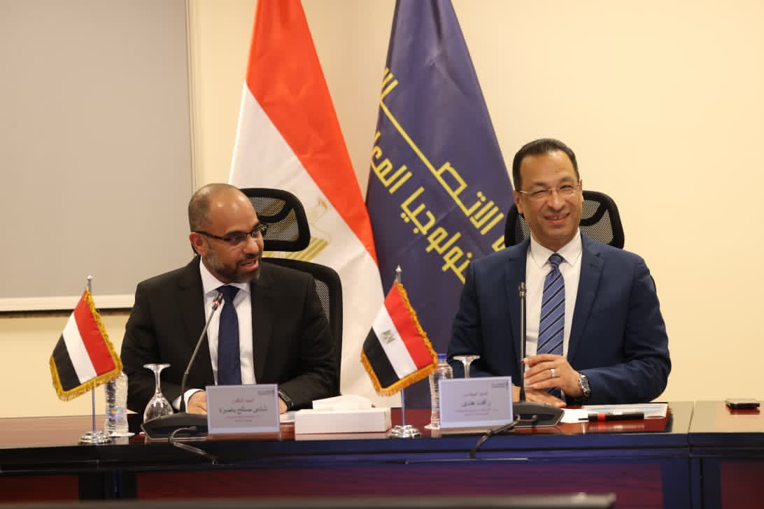 وزير الإتصالات باصرة يبحث مع نظيره المصري الشراكة الاستراتيجية وتبادل الخبرات في قطاع الاتصالات - وزير الإتصالات باصرة يبحث مع نظيره المصري الشراكة الاستراتيجية وتبادل الخبرات في قطاع الاتصالات -