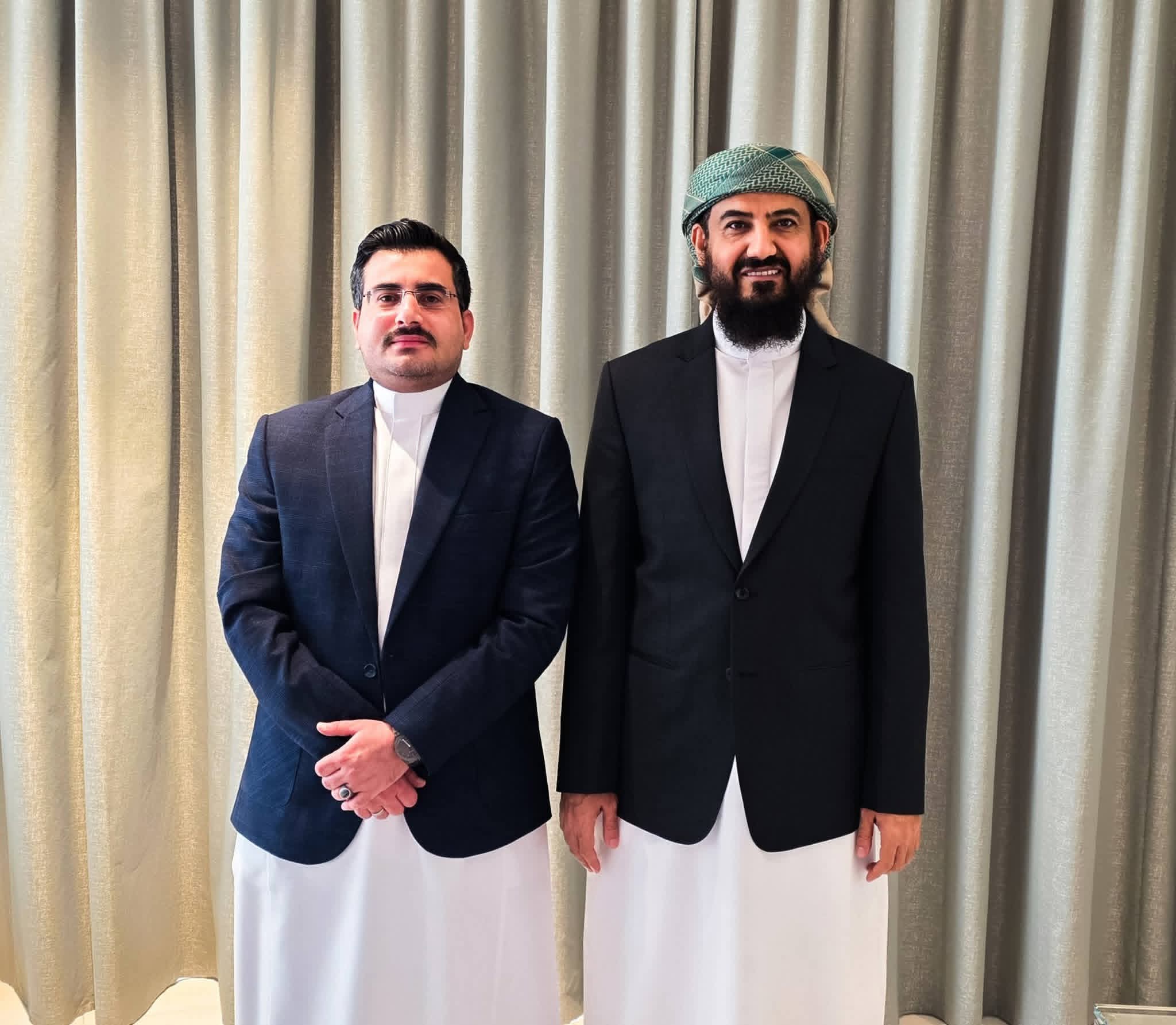 المحرّمي يطّلع على سير عمل وزارة المياه ويشيد بالأدوار الوطنية لأبناء المهرة المحرّمي يطّلع على سير عمل وزارة المياه ويشيد بالأدوار الوطنية لأبناء المهرة