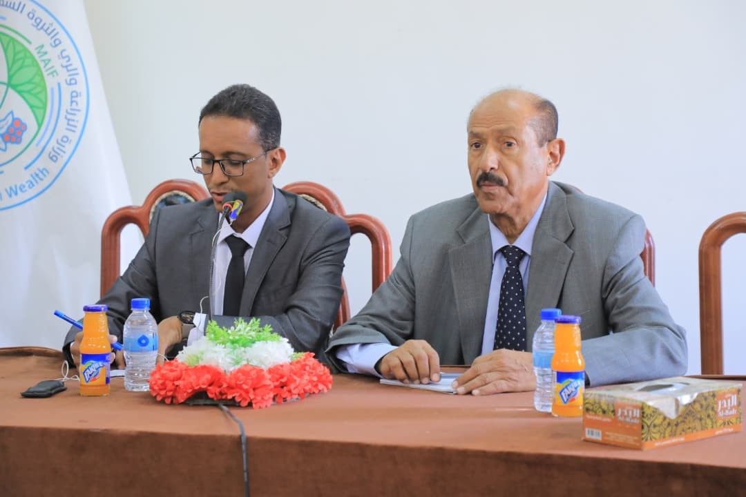 الوكيل بارباع يتلقي بقيادات القطاع الزراعي بوادي وصحراء حضرموت الوكيل بارباع يتلقي بقيادات القطاع الزراعي بوادي وصحراء حضرموت