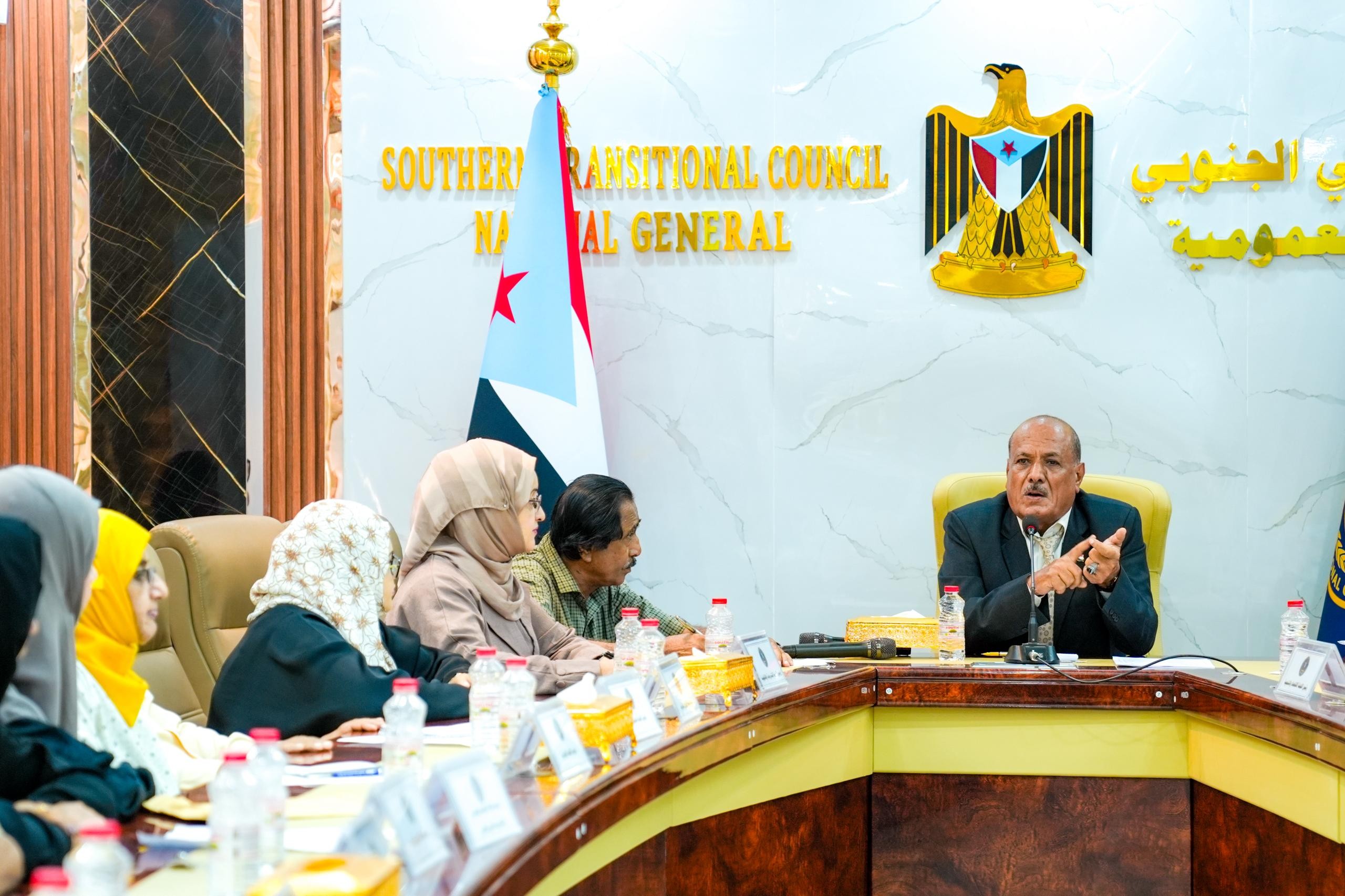 الهيئة الإدارية للجمعية الوطنية تؤكد على أهمية المشاركة الواسعة والفاعلة في مليونية ذكرى التفويض الشعبي للرئيس الزُبيدي الهيئة الإدارية للجمعية الوطنية تؤكد على أهمية المشاركة الواسعة والفاعلة في مليونية ذكرى التفويض الشعبي للرئيس الزُبيدي