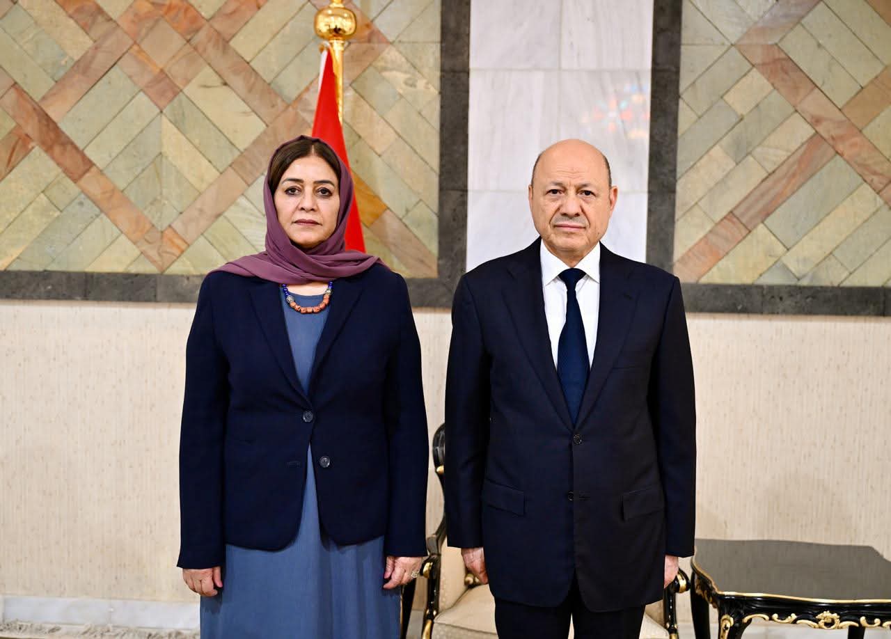 أول سفيرة يمنية في واشنطن.. جميلة علي رجاء تؤدي اليمين سفيرًا فوق العادة لدى الولايات المتحدة - أول سفيرة يمنية في واشنطن.. جميلة علي رجاء تؤدي اليمين سفيرًا فوق العادة لدى الولايات المتحدة -
