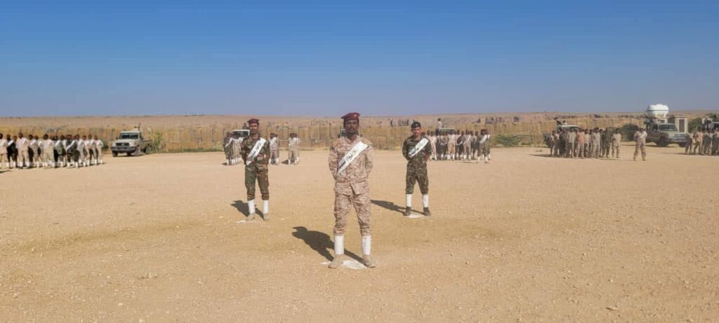 بعرض عسكري مهيب وحفل خطابي وتكريمي..دوعن تشهد تخرّج “أسود الهضبة ٦” من منتسبي الدورة التنشيطية الأولى للعام ٢٠٢٦م بلواء شبام "شاهد الصور" بعرض عسكري مهيب وحفل خطابي وتكريمي..دوعن تشهد تخرّج “أسود الهضبة ٦” من منتسبي الدورة التنشيطية الأولى للعام ٢٠٢٦م بلواء شبام "شاهد الصور"