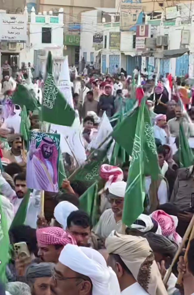 جاهزية صحية متكاملة تؤمّن فعالية الحشد الجماهيري في سيئون وتنجح في التعامل مع الحالات الطارئة جاهزية صحية متكاملة تؤمّن فعالية الحشد الجماهيري في سيئون وتنجح في التعامل مع الحالات الطارئة