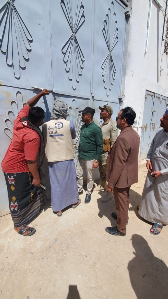 بالصور .. حملة رقابية مشددة في سيئون.. إغلاق محطات غاز مخالفة والتأكيد على إجراءات صارمة لضبط الأسعار بالصور .. حملة رقابية مشددة في سيئون.. إغلاق محطات غاز مخالفة والتأكيد على إجراءات صارمة لضبط الأسعار