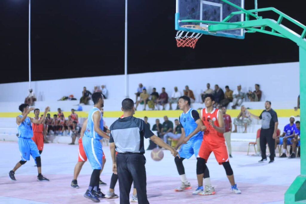 برعاية عضو المجلس الرئاسي محافظ حضرموت ووزير الشباب والرياضةبتمويل من البرنامج السعودي لتنمية وإعمار اليمن …فوز شبام وسيئون على البرق والوحدة بتريم في أفتتاح المجموعة الأولى لبطولة البرنامج السعودي لكرة السلة برعاية عضو المجلس الرئاسي محافظ حضرموت ووزير الشباب والرياضةبتمويل من البرنامج السعودي لتنمية وإعمار اليمن …فوز شبام وسيئون على البرق والوحدة بتريم في أفتتاح المجموعة الأولى لبطولة البرنامج السعودي لكرة السلة