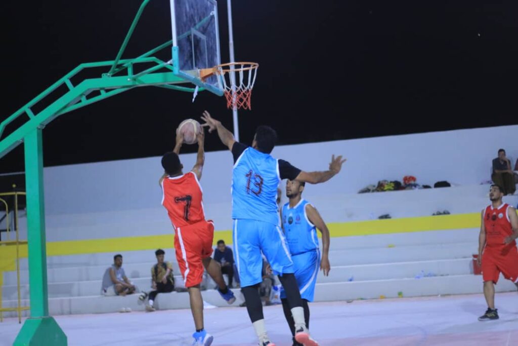 برعاية عضو المجلس الرئاسي محافظ حضرموت ووزير الشباب والرياضةبتمويل من البرنامج السعودي لتنمية وإعمار اليمن …فوز شبام وسيئون على البرق والوحدة بتريم في أفتتاح المجموعة الأولى لبطولة البرنامج السعودي لكرة السلة برعاية عضو المجلس الرئاسي محافظ حضرموت ووزير الشباب والرياضةبتمويل من البرنامج السعودي لتنمية وإعمار اليمن …فوز شبام وسيئون على البرق والوحدة بتريم في أفتتاح المجموعة الأولى لبطولة البرنامج السعودي لكرة السلة