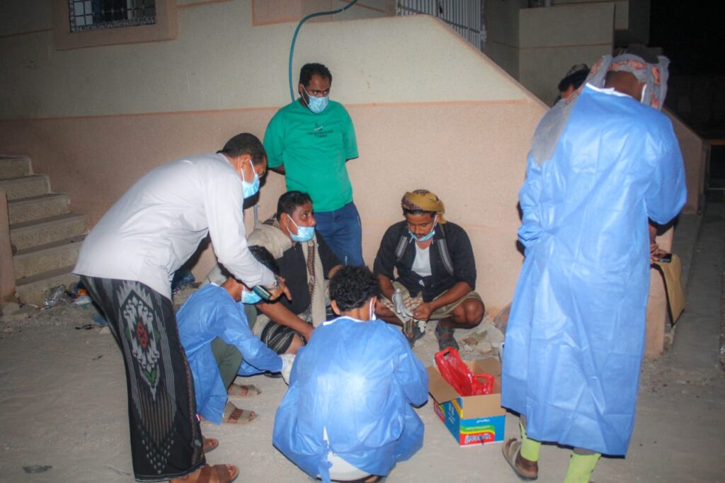 بتوجيهات من عضو مجلس القيادة الرئاسي محافظ حضرموت، وتمويل من السلطة المحلية بالمديرية ... مكتب الأشغال العامة والطرق بالمديرية ينفذ حملة تسميم الكلاب الضالة بمدينة بروم بتوجيهات من عضو مجلس القيادة الرئاسي محافظ حضرموت، وتمويل من السلطة المحلية بالمديرية ... مكتب الأشغال العامة والطرق بالمديرية ينفذ حملة تسميم الكلاب الضالة بمدينة بروم