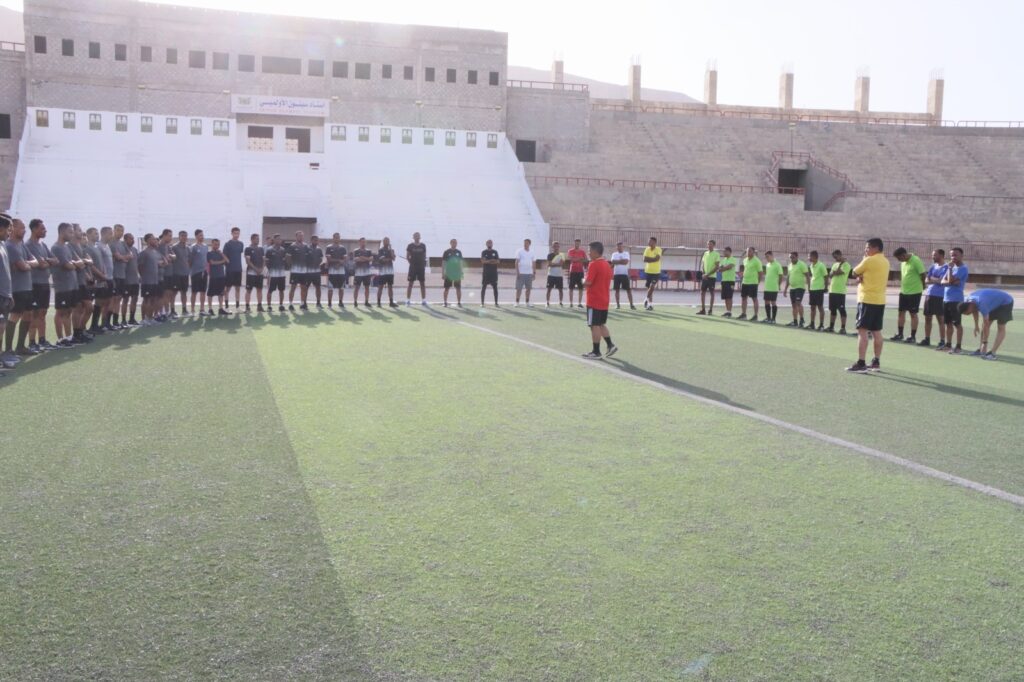 55 حكما يبدؤون الدورة التنشيطية للحكام تجمع سيئون 55 حكما يبدؤون الدورة التنشيطية للحكام تجمع سيئون