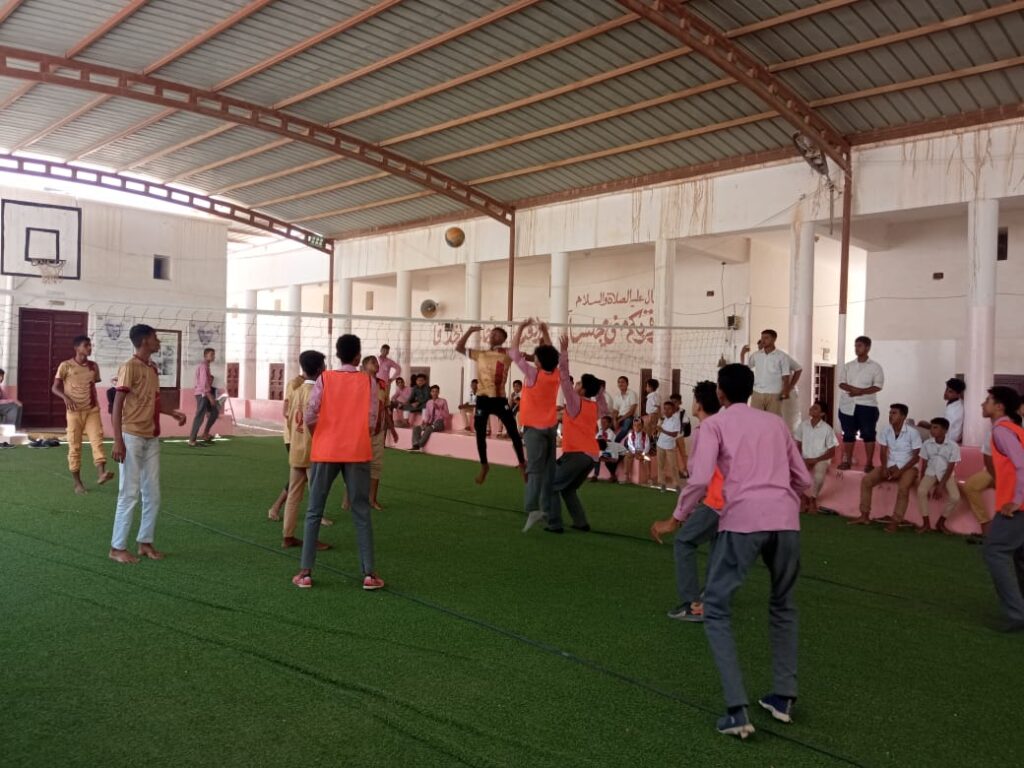 في أجواء تربوية ورياضية.. تلاميذ النايف بسيئون في ضيافة مدرسة عبدالله بن سميط بشبام في أجواء تربوية ورياضية.. تلاميذ النايف بسيئون في ضيافة مدرسة عبدالله بن سميط بشبام