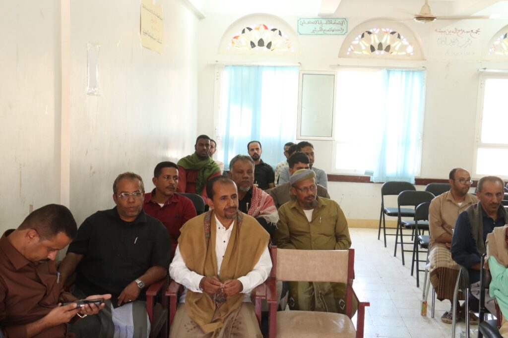 تربية دوعن تكرّم مدراء التربية السابقين والمدارس الفائزة بالأنشطة اللاصفية تربية دوعن تكرّم مدراء التربية السابقين والمدارس الفائزة بالأنشطة اللاصفية