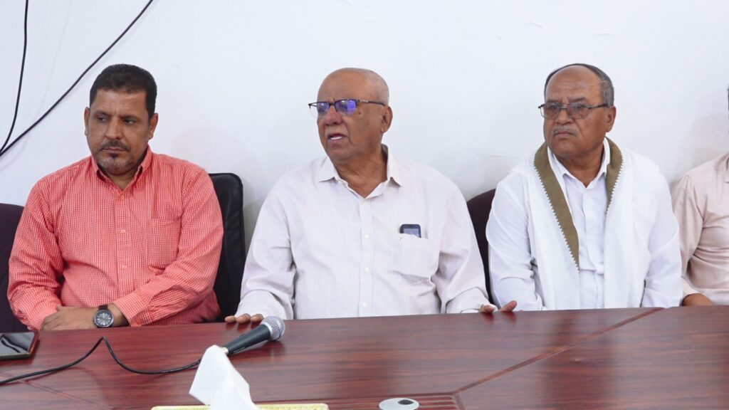 برنامج تدريبي لمعلمي الرياضيات بسيئون لتعزيز مهارات التدريس وتحسين مخرجات التعليم برنامج تدريبي لمعلمي الرياضيات بسيئون لتعزيز مهارات التدريس وتحسين مخرجات التعليم