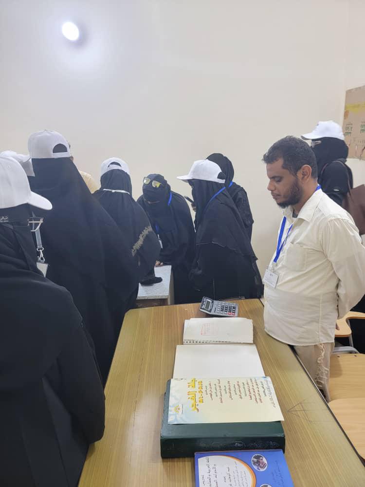 زيارة ميدانية لطالبات مركز خديجة لجمعية رؤية زيارة ميدانية لطالبات مركز خديجة لجمعية رؤية