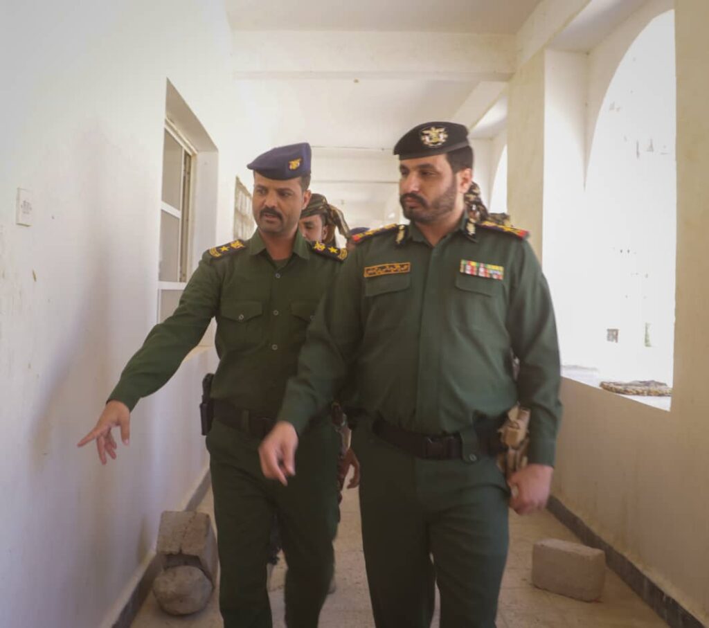 بالصور .. مدير أمن حضرموت الوادي والصحراء يتفقد جاهزية شرطة الدوريات وأمن الطرق ومعسكري القطن والسويري بالصور .. مدير أمن حضرموت الوادي والصحراء يتفقد جاهزية شرطة الدوريات وأمن الطرق ومعسكري القطن والسويري