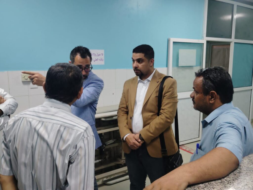 وفد المكتب الهندسي الكويتي يزور هيئة مستشفى أبن سيناء بالمكلا للإطلاع على احتياجات مشروع إعادة تأهيل أقسام المستشفى وفد المكتب الهندسي الكويتي يزور هيئة مستشفى أبن سيناء بالمكلا للإطلاع على احتياجات مشروع إعادة تأهيل أقسام المستشفى