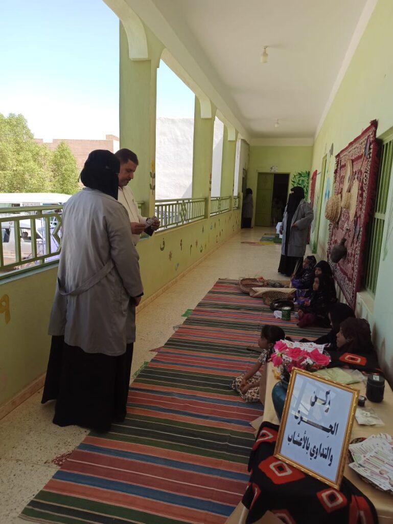 “جدتي في روضتي”.. روضة الطفل بتاربة تختتم عامها الدراسي باحتفالية مبهجة "شاهد الصور" “جدتي في روضتي”.. روضة الطفل بتاربة تختتم عامها الدراسي باحتفالية مبهجة "شاهد الصور"