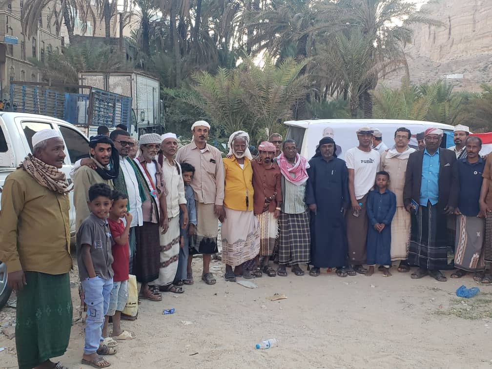 اجتماع موسع لاشهار تحالف العمال والفلاحين والصيادين والكادحين ( عماد ) بمديريه دوعن محافظه حضرموت اجتماع موسع لاشهار تحالف العمال والفلاحين والصيادين والكادحين ( عماد ) بمديريه دوعن محافظه حضرموت