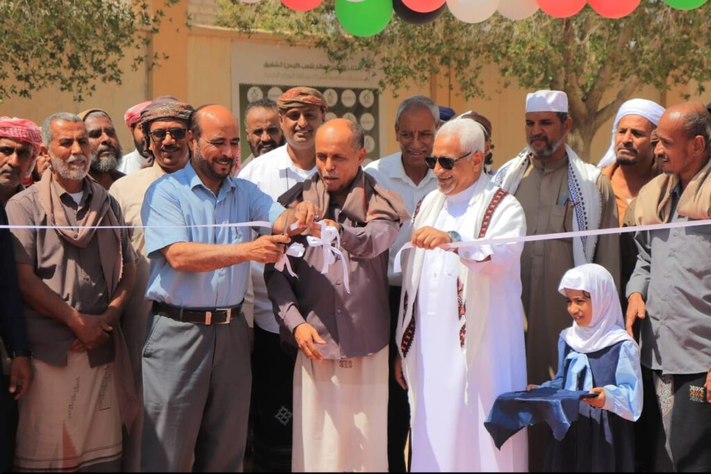تدشين مشروع بئر مياه بمدرسة مدرم بحويلة… خطوة تنموية تنبض بالحياة وتعزز استقرار العملية التعليمية والبيئة المحيطة. تدشين مشروع بئر مياه بمدرسة مدرم بحويلة… خطوة تنموية تنبض بالحياة وتعزز استقرار العملية التعليمية والبيئة المحيطة.