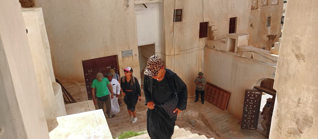 المستكشف العالمي اليوناني "بيزاس" يزور مصنعة صيف التاريخية ويشيد بأعمال الترميم وحماية التراث المستكشف العالمي اليوناني "بيزاس" يزور مصنعة صيف التاريخية ويشيد بأعمال الترميم وحماية التراث