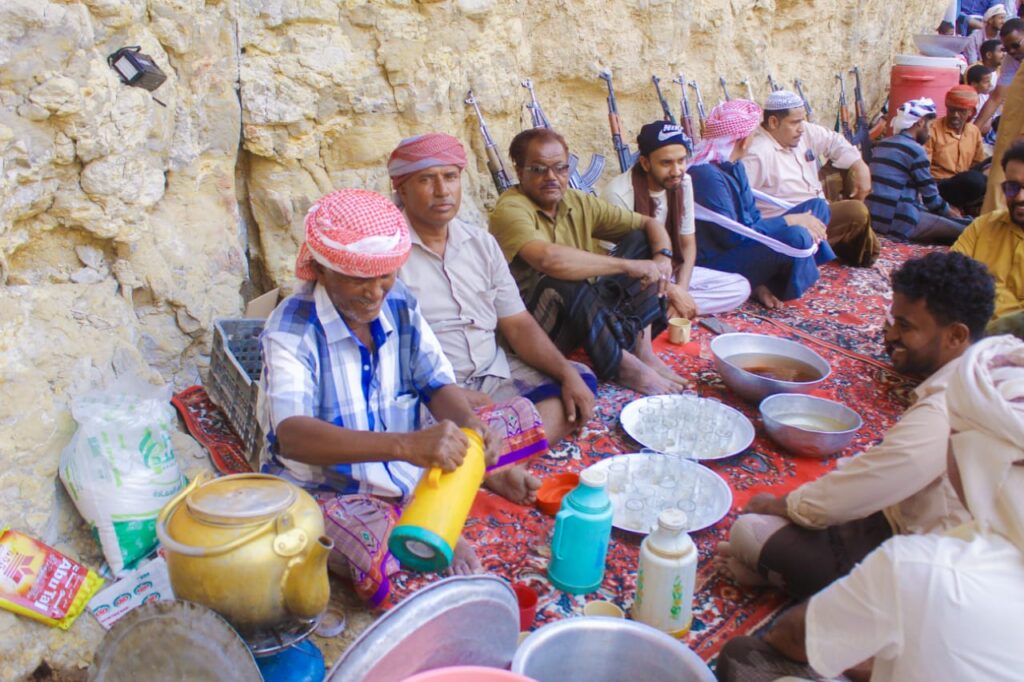 أهالي منطقة غنيمة بوادي تاربة مديرية سيئون يحتفلون بفعالية مطلع الحطب السنوي ومسابقة الرماية للسنة الخامسة والعشرين على التوالي وتكريم الفائزين "صور" أهالي منطقة غنيمة بوادي تاربة مديرية سيئون يحتفلون بفعالية مطلع الحطب السنوي ومسابقة الرماية للسنة الخامسة والعشرين على التوالي وتكريم الفائزين "صور"