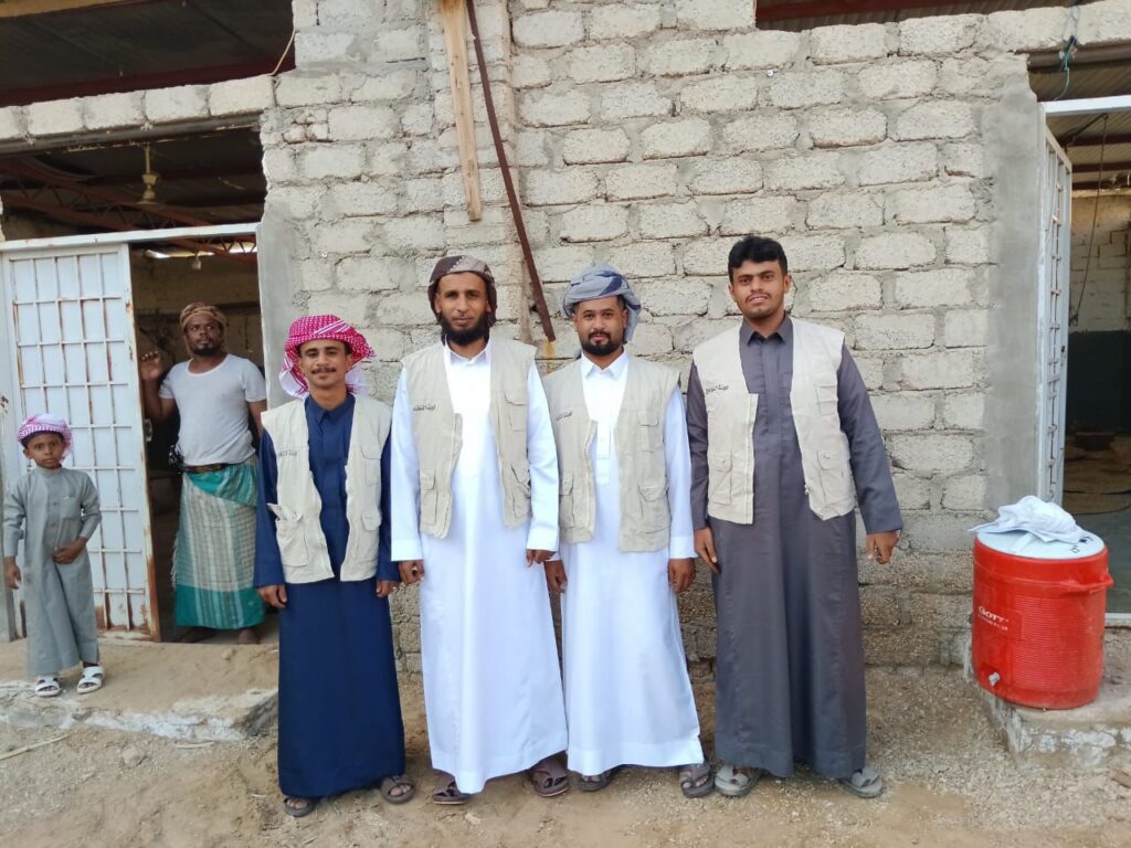 قبيلة آل عون الكثيرية تواصل مسيرة الخير وتنفيذ أكبر مشروع أضاحي للعام الثاني والعشرين في حضرموت قبيلة آل عون الكثيرية تواصل مسيرة الخير وتنفيذ أكبر مشروع أضاحي للعام الثاني والعشرين في حضرموت