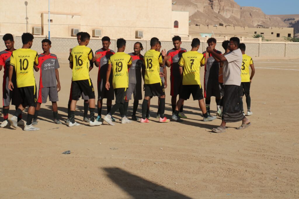 بحضور مهيب واستعراض كرنفالي.. انطلاق النسخة الـ 26 لدوري المجد بالريضة بحضور مهيب واستعراض كرنفالي.. انطلاق النسخة الـ 26 لدوري المجد بالريضة