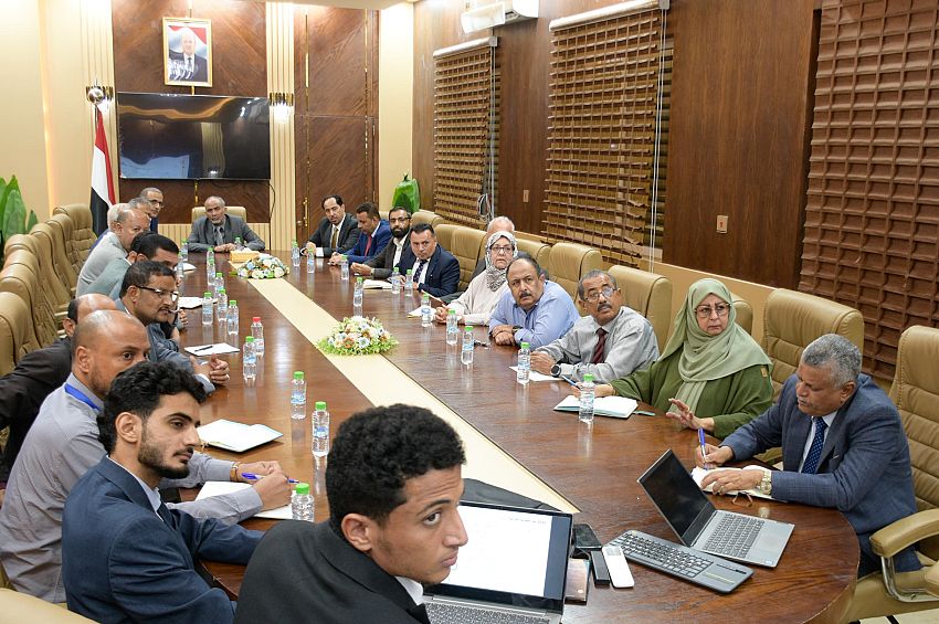 الفريق الصبيحي يطلع على خطط وزارة الصحة ويتفقد سير العمل في الهيئة العليا للأدوية - الفريق الصبيحي يطلع على خطط وزارة الصحة ويتفقد سير العمل في الهيئة العليا للأدوية -