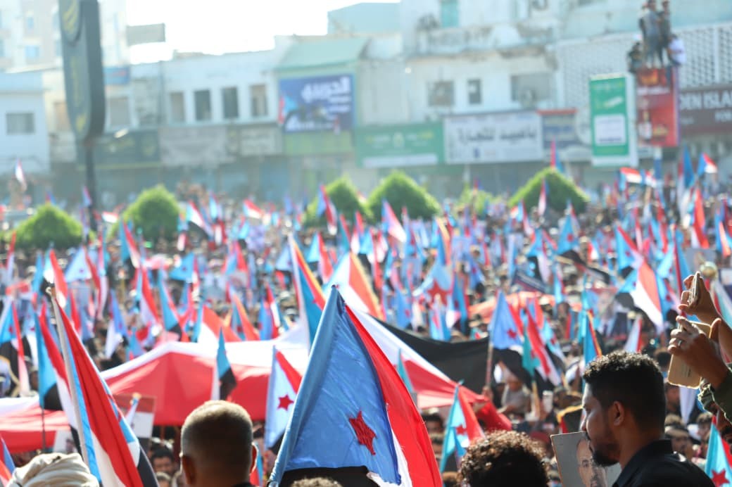 كلمة المجلس الانتقالي الجنوبي في مليونية الذكرى الـ9 للتفويض الشعبي للرئيس الزُببدي الرابع من مايو كلمة المجلس الانتقالي الجنوبي في مليونية الذكرى الـ9 للتفويض الشعبي للرئيس الزُببدي الرابع من مايو