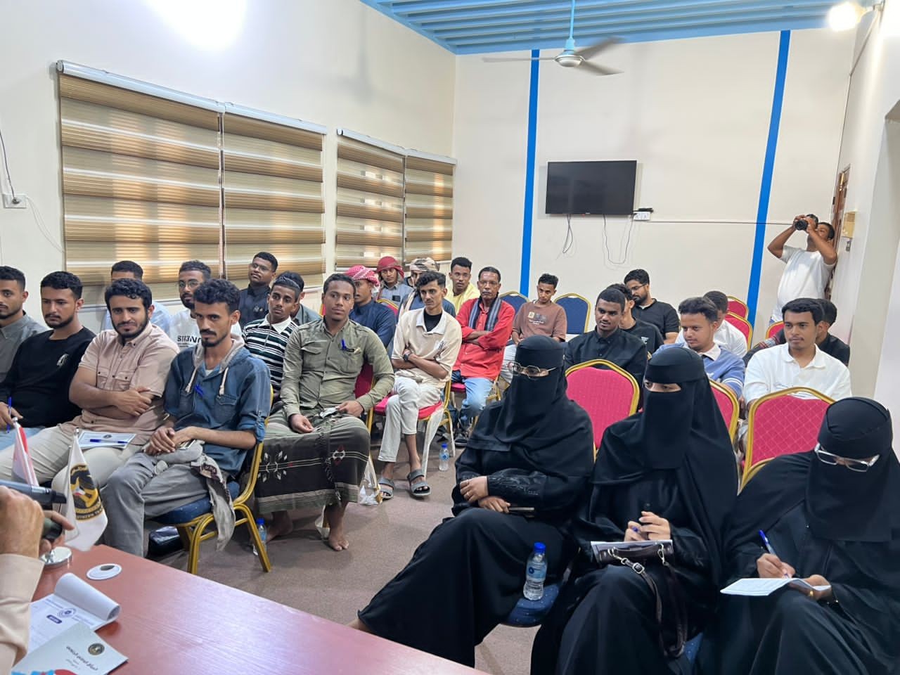 منسقية الانتقالي بجامعة حضرموت تنظم محاضرة بعنوان "حضور حضرموت في أدبيات ووثائق المجلس الانتقالي" منسقية الانتقالي بجامعة حضرموت تنظم محاضرة بعنوان "حضور حضرموت في أدبيات ووثائق المجلس الانتقالي"