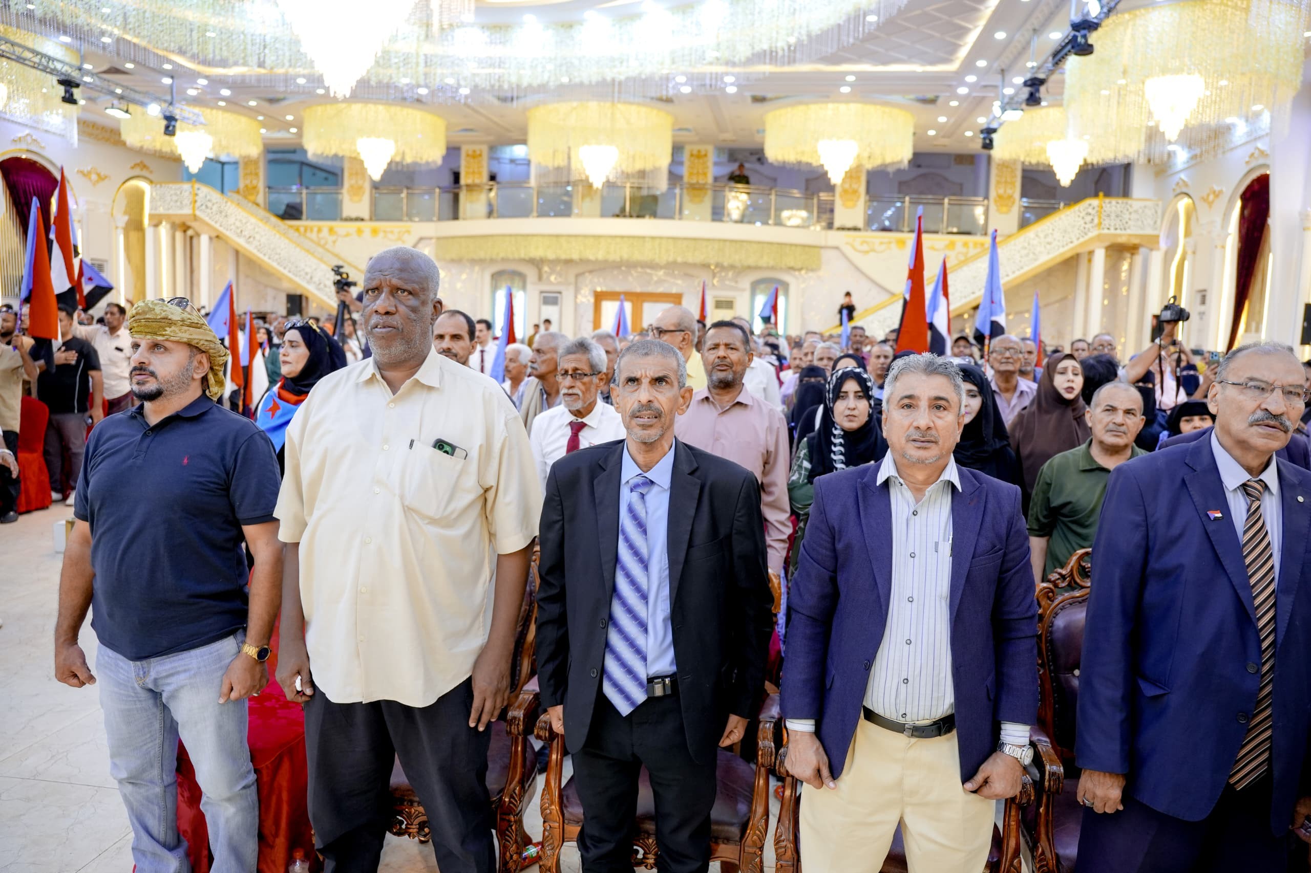 برعاية الرئيس الزُبيدي.. انتقالي العاصمة عدن يعقد الاجتماع الموسع ويؤكد التمسك بمشروع استعادة دولة الجنوب العربي كاملة السيادة برعاية الرئيس الزُبيدي.. انتقالي العاصمة عدن يعقد الاجتماع الموسع ويؤكد التمسك بمشروع استعادة دولة الجنوب العربي كاملة السيادة