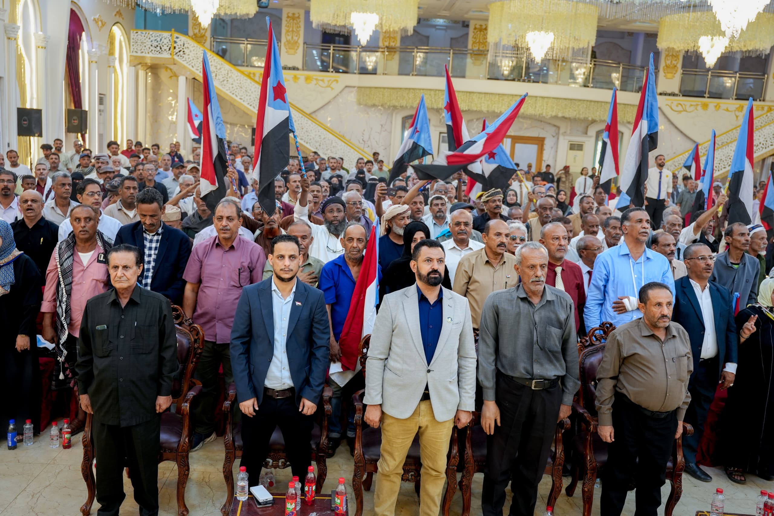 برعاية الرئيس الزُبيدي.. انتقالي العاصمة عدن يعقد الاجتماع الموسع ويؤكد التمسك بمشروع استعادة دولة الجنوب العربي كاملة السيادة برعاية الرئيس الزُبيدي.. انتقالي العاصمة عدن يعقد الاجتماع الموسع ويؤكد التمسك بمشروع استعادة دولة الجنوب العربي كاملة السيادة