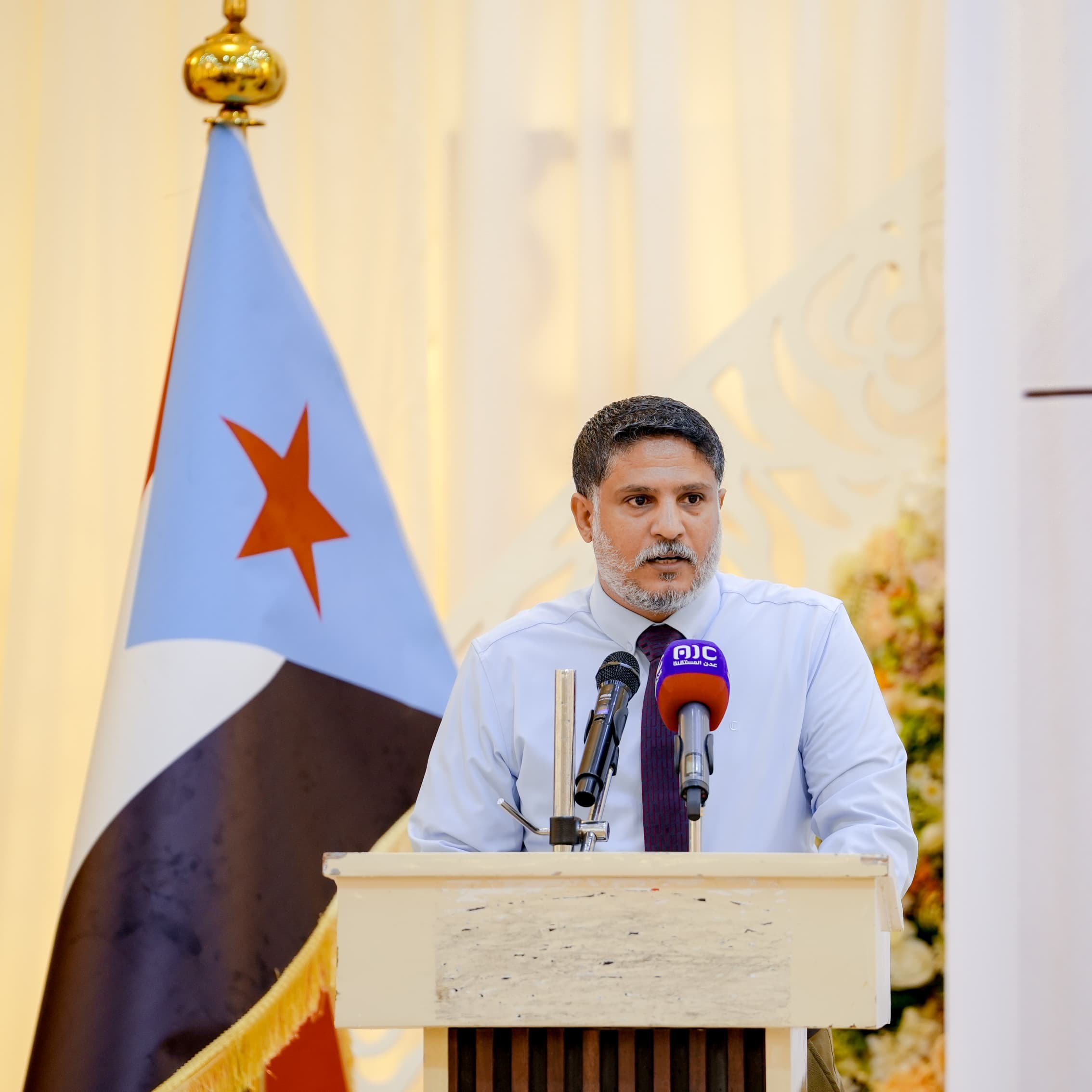 برعاية الرئيس الزُبيدي.. انتقالي العاصمة عدن يعقد الاجتماع الموسع ويؤكد التمسك بمشروع استعادة دولة الجنوب العربي كاملة السيادة برعاية الرئيس الزُبيدي.. انتقالي العاصمة عدن يعقد الاجتماع الموسع ويؤكد التمسك بمشروع استعادة دولة الجنوب العربي كاملة السيادة