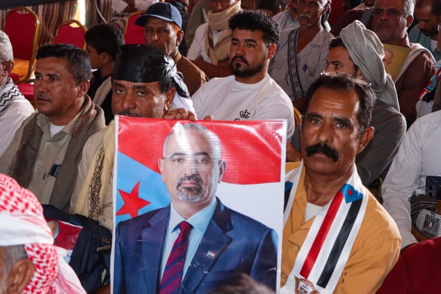 برعاية الرئيس الزُبيدي.. انتقالي شبوة يعقد الاجتماع الموسع ويؤكد التمسك بمشروع استعادة دولة الجنوب العربي كاملة السيادة برعاية الرئيس الزُبيدي.. انتقالي شبوة يعقد الاجتماع الموسع ويؤكد التمسك بمشروع استعادة دولة الجنوب العربي كاملة السيادة