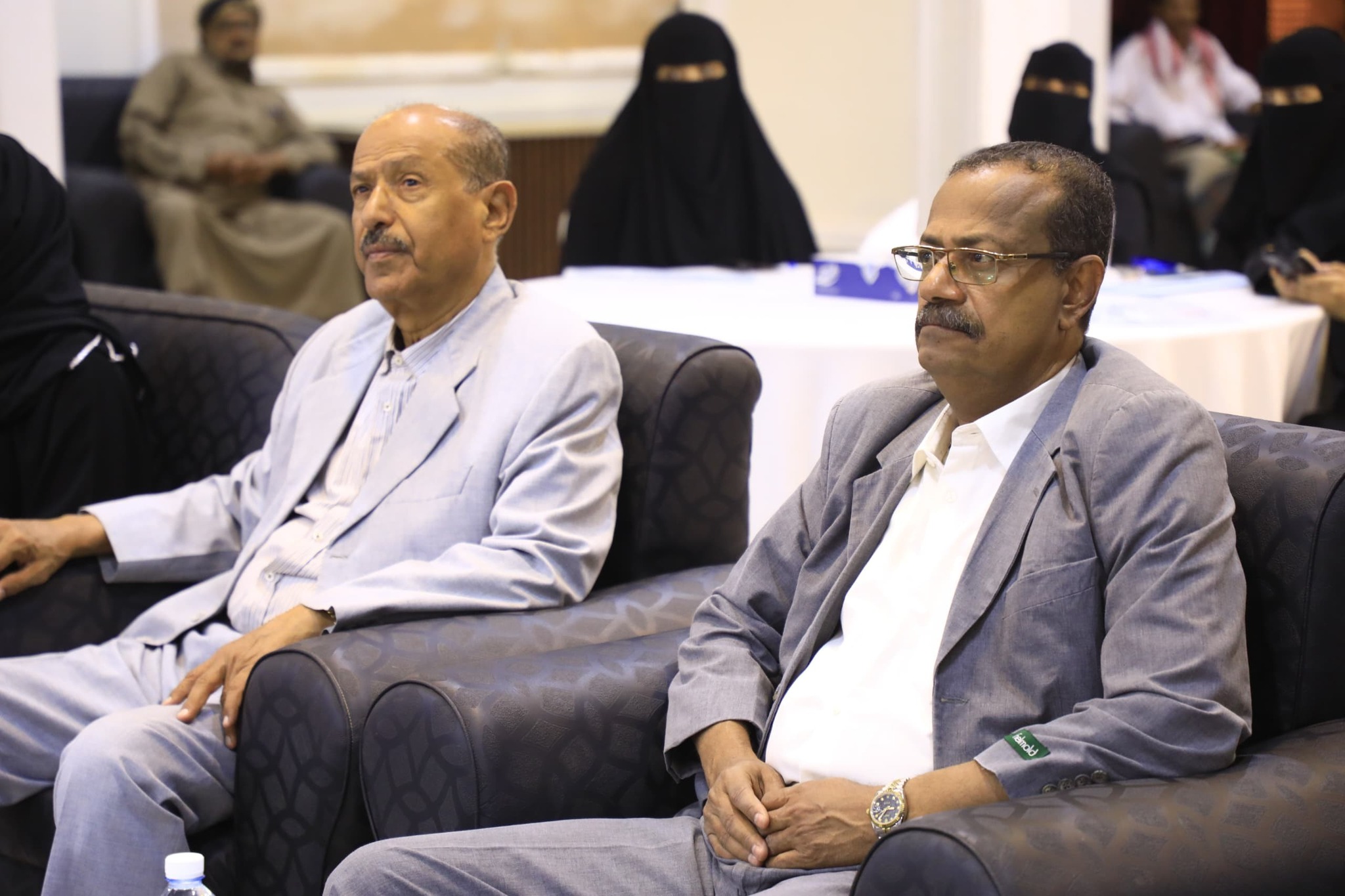 وكيل محافظة حضرموت يدشن البرنامج التدريبي “الخطابة والخطاب السياسي” بمدينة سيئون وكيل محافظة حضرموت يدشن البرنامج التدريبي “الخطابة والخطاب السياسي” بمدينة سيئون