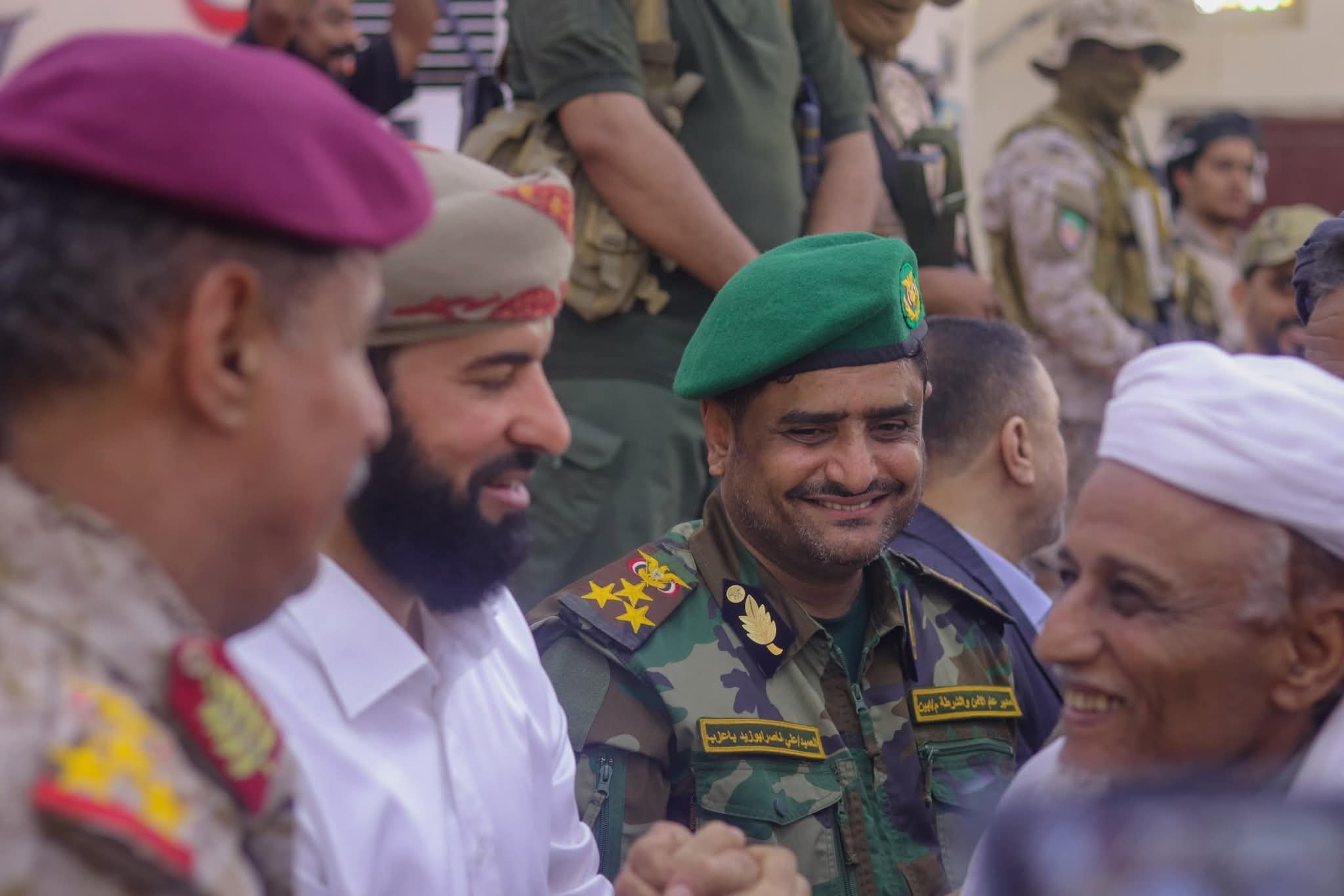 أبين توحّد كلمتها.. ميثاق شرف قبلي لدعم الدولة ورفض الفوضى والتقطعات - أبين توحّد كلمتها.. ميثاق شرف قبلي لدعم الدولة ورفض الفوضى والتقطعات -