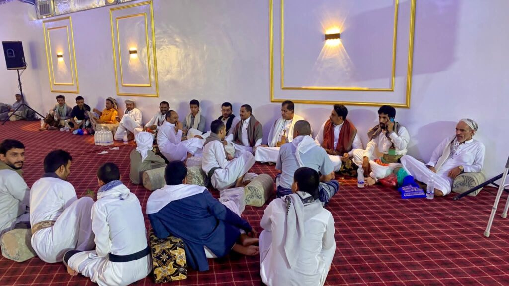 رئيس مجلس ميثاق الشرف الحضرمي والأمين العام يشاركان في مجلس عزاء الرئيس السابق عبدربه منصور هادي بسيئون رئيس مجلس ميثاق الشرف الحضرمي والأمين العام يشاركان في مجلس عزاء الرئيس السابق عبدربه منصور هادي بسيئون