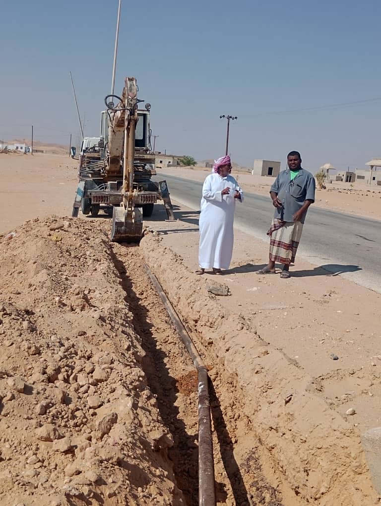 مدير عام رماه يدشن مشروع مد أنبوب مياه جديد وتحسين الشبكة القديمة بالمديرية "شاهد الصور" مدير عام رماه يدشن مشروع مد أنبوب مياه جديد وتحسين الشبكة القديمة بالمديرية "شاهد الصور"