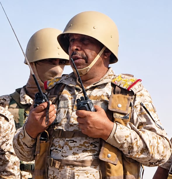 قائد اللواء 55 مدفعية: توحيد القرار العسكري يمثل نصف معركة الانتصار.. والهدنة الحالية "صورية" قائد اللواء 55 مدفعية: توحيد القرار العسكري يمثل نصف معركة الانتصار.. والهدنة الحالية "صورية"