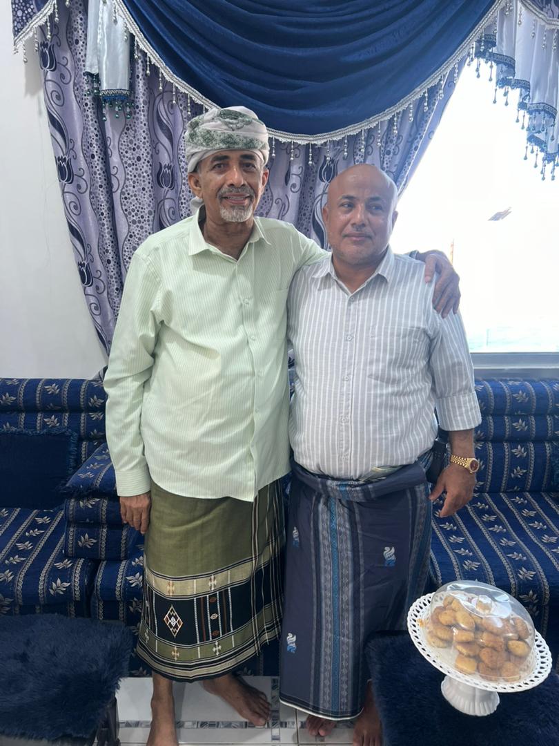 عضو مجلس القيادة محمود الصبيحي يزور اسر الشهيدين علي عنتر وعلي هادي والفقيد سعيد صالح - عضو مجلس القيادة محمود الصبيحي يزور اسر الشهيدين علي عنتر وعلي هادي والفقيد سعيد صالح -