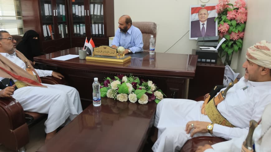 مأرب: وكيلا المحافظة الباكري والمعوضي يتفقدان مستوى الانضباط الوظيفي ويدشنان برنامج لجان التفتيش للخدمة المدنية مأرب: وكيلا المحافظة الباكري والمعوضي يتفقدان مستوى الانضباط الوظيفي ويدشنان برنامج لجان التفتيش للخدمة المدنية