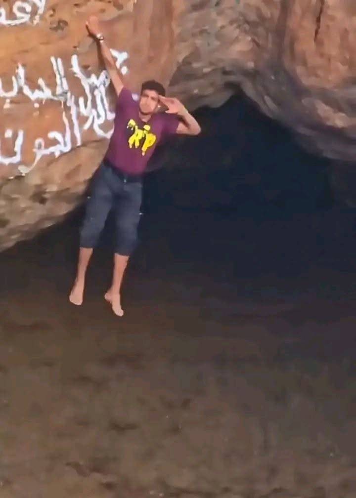 مقتل متسلق في فوهة بركانية يكشف وجهاً آخر من مأساة اليمنيين - مقتل متسلق في فوهة بركانية يكشف وجهاً آخر من مأساة اليمنيين -