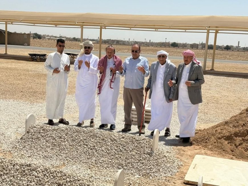 الميسري يزور قبر الرئيس عبدربه منصور هادي.. ويعلق بهذه الكلمات الميسري يزور قبر الرئيس عبدربه منصور هادي.. ويعلق بهذه الكلمات