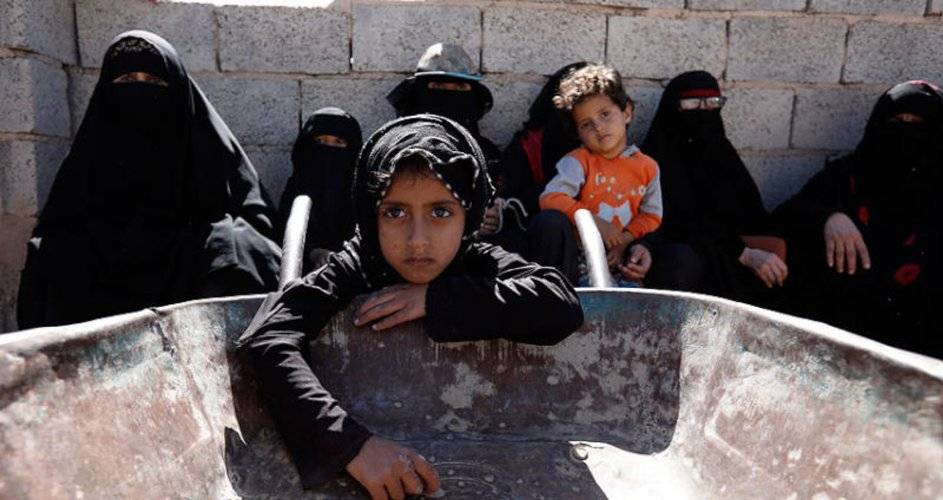 اتهامات للحوثيين بتوزيع أغذية فاسدة - اتهامات للحوثيين بتوزيع أغذية فاسدة -