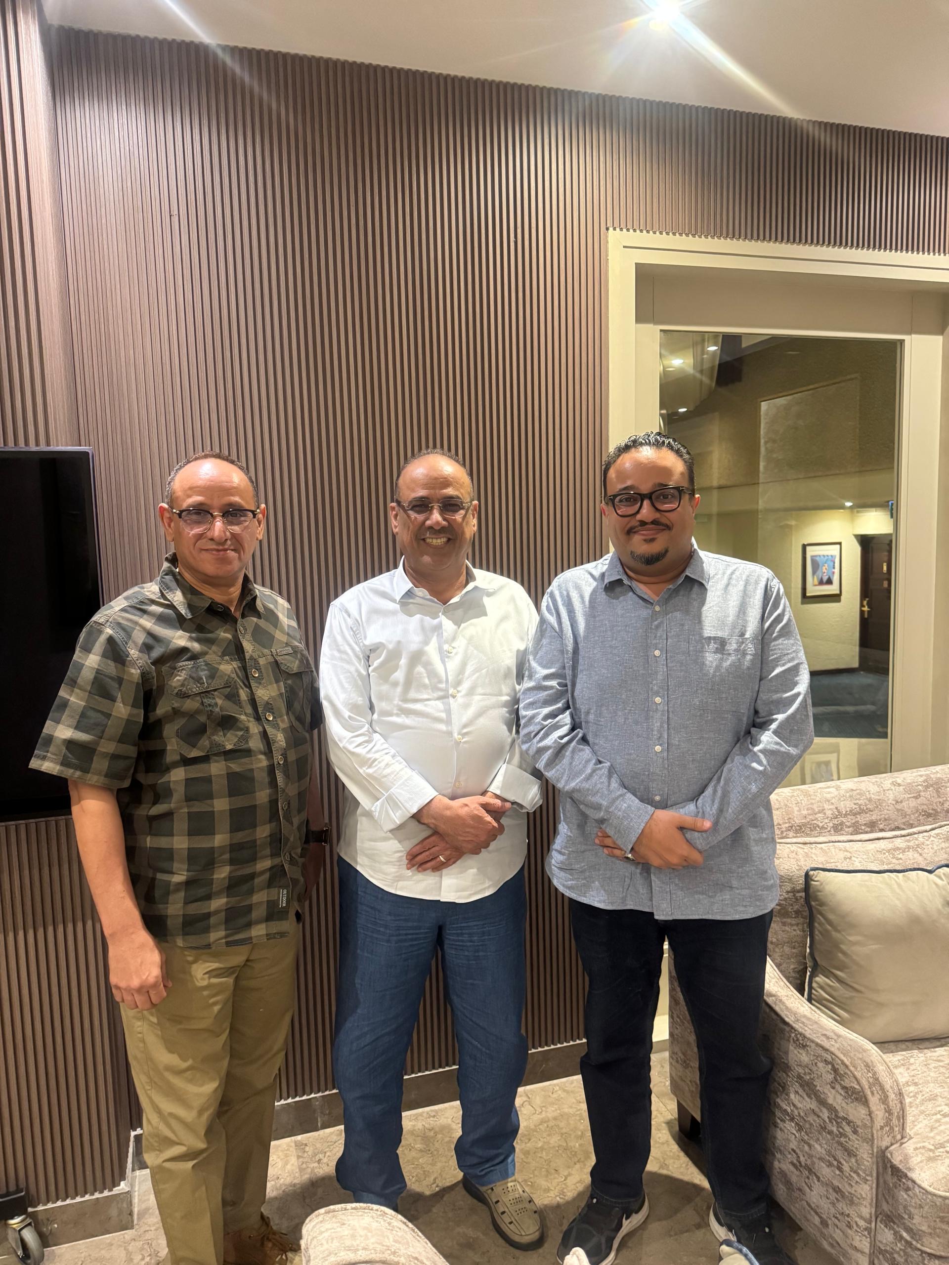 المهندس أحمد الميسري يستقبل مدير قناة عدن الفضائية ورئيس مجلس إدارة صحيفة 14 أكتوبر بالرياض - المهندس أحمد الميسري يستقبل مدير قناة عدن الفضائية ورئيس مجلس إدارة صحيفة 14 أكتوبر بالرياض -