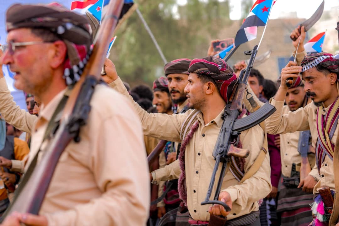 الشيخ النقيب والحالمي وعدد من قيادات الانتقالي يشاركون في مهرجان الموسطة التراثي بيافع الشيخ النقيب والحالمي وعدد من قيادات الانتقالي يشاركون في مهرجان الموسطة التراثي بيافع