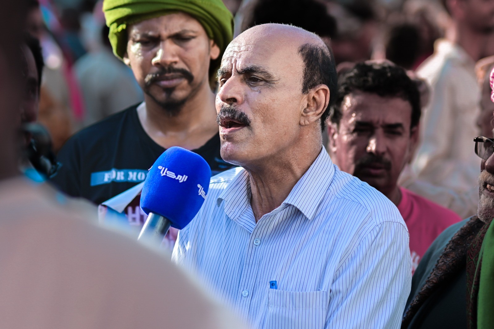 استجابة لدعوة المجلس الانتقالي .. ابناء حضرموت يحتشدون في المكلا رفضا للوصاية السعودية ومناهضة الاحتلال استجابة لدعوة المجلس الانتقالي .. ابناء حضرموت يحتشدون في المكلا رفضا للوصاية السعودية ومناهضة الاحتلال