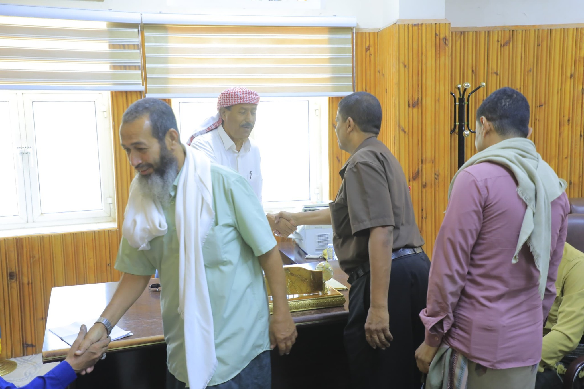 الوكيل بارباع يستقبل المهنئين بعيد الأضحى المبارك في أول يوم دوام رسمي بعد الإجازة الوكيل بارباع يستقبل المهنئين بعيد الأضحى المبارك في أول يوم دوام رسمي بعد الإجازة