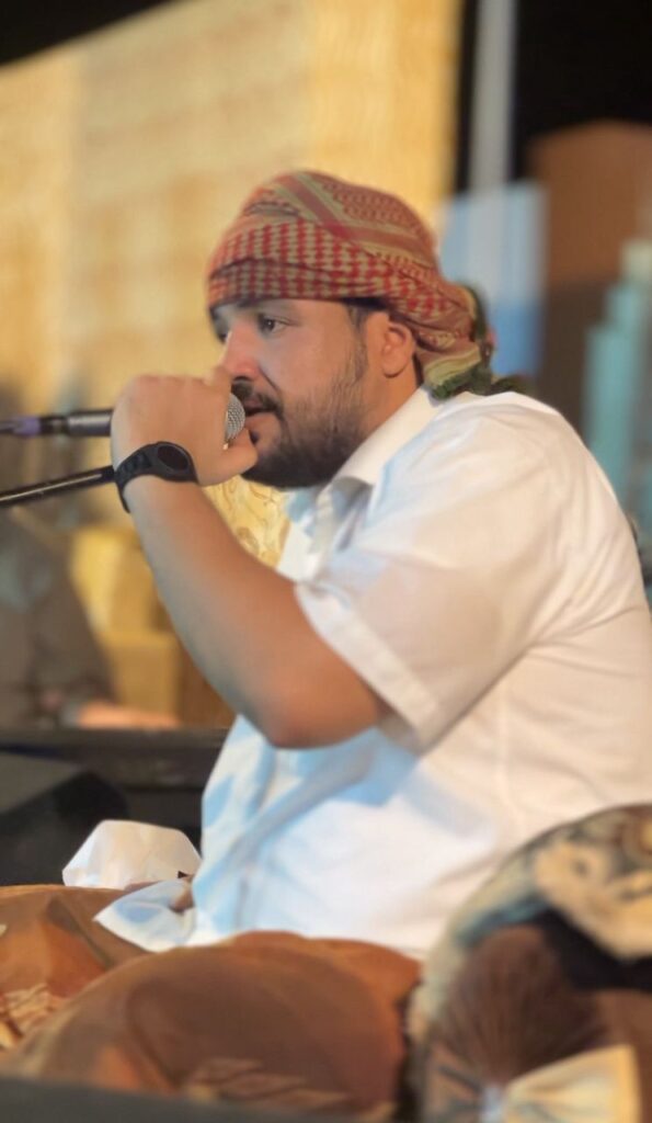 آخر ظهور فني للفنان الحضرمي عدنان العطاس.. من سيحوت إلى الرحيل المفاجئ "صور" آخر ظهور فني للفنان الحضرمي عدنان العطاس.. من سيحوت إلى الرحيل المفاجئ "صور"