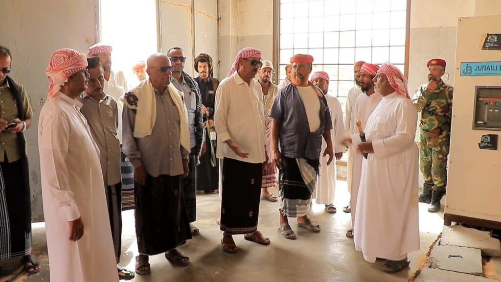 الوكيل بارباع يفتتح مشروع مياه في رماه ويبحث احتياجات المديرية من المشاريع والخدمات الأساسية الوكيل بارباع يفتتح مشروع مياه في رماه ويبحث احتياجات المديرية من المشاريع والخدمات الأساسية