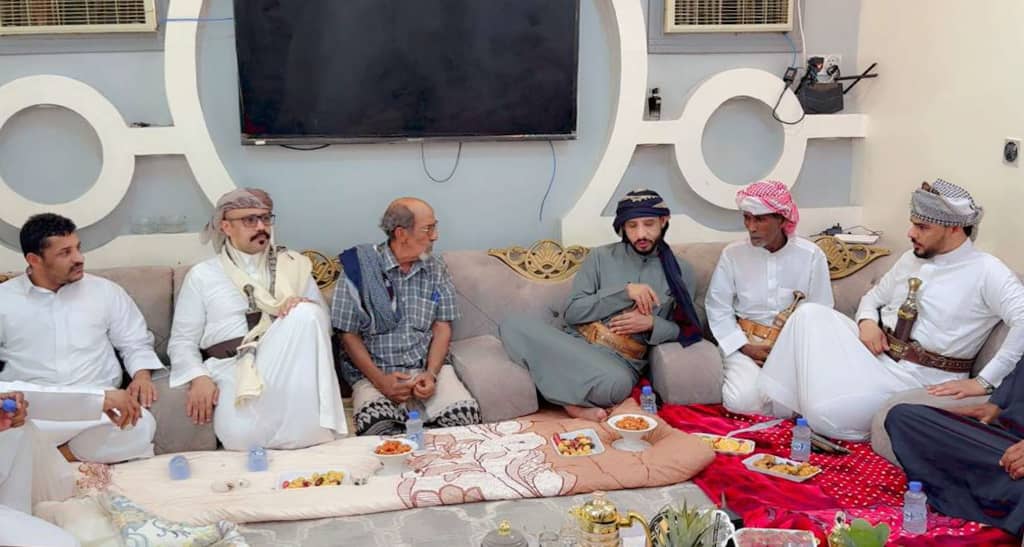 التميمي مدير عام مصلحة شؤون القبائل في ضيافة قبيلة المناهيل "ملف مصور" التميمي مدير عام مصلحة شؤون القبائل في ضيافة قبيلة المناهيل "ملف مصور"